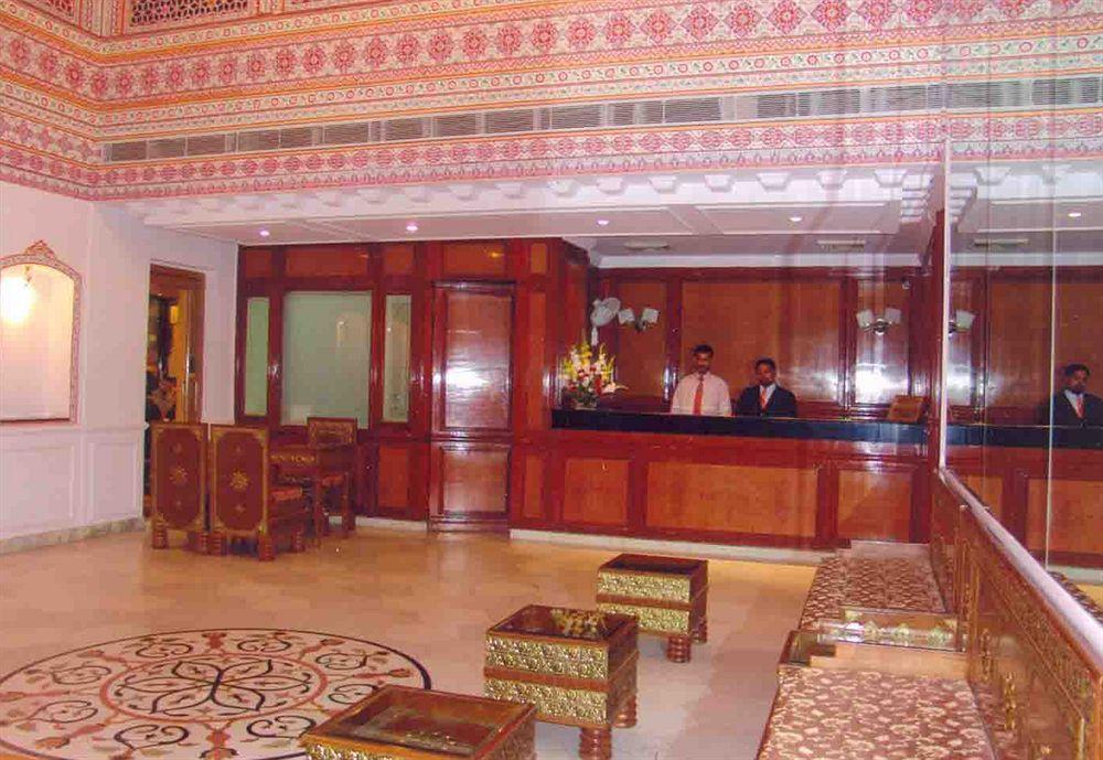 Hotel Grand Sartaj นิวเดลี ภายนอก รูปภาพ
