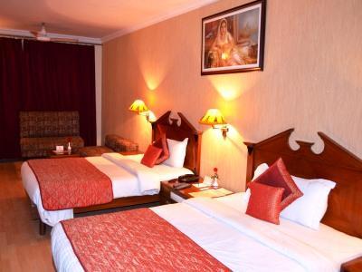 Hotel Grand Sartaj นิวเดลี ภายนอก รูปภาพ