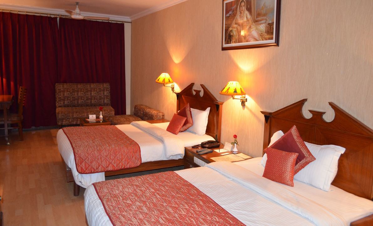 Hotel Grand Sartaj นิวเดลี ภายนอก รูปภาพ